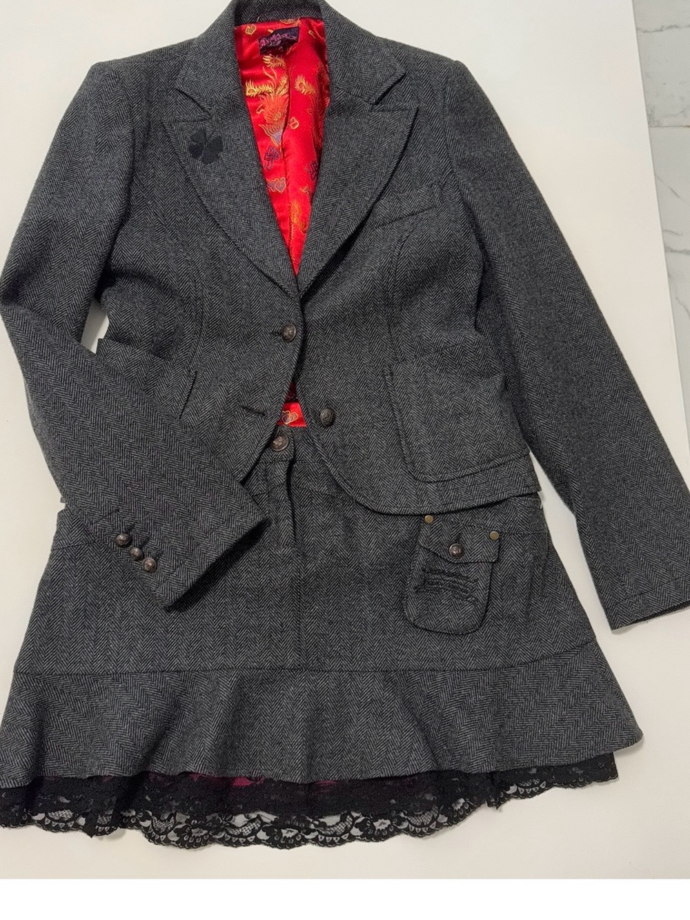 ' Charcoal Gray Blazer & Skirt Set with Red Lining